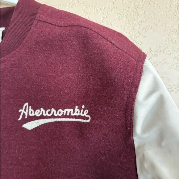 Abercrombie kids boy jacket size 11/12 - Picture 3 of 4